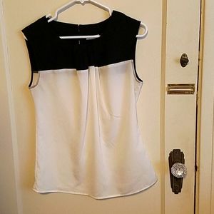 White and black New York & Company Blouse